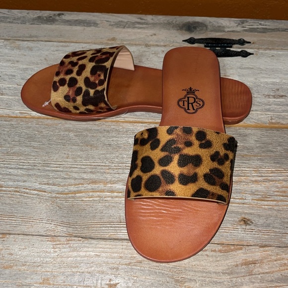 NWOT Women’s size 8 leopard print slide sandal - Picture 6 of 6